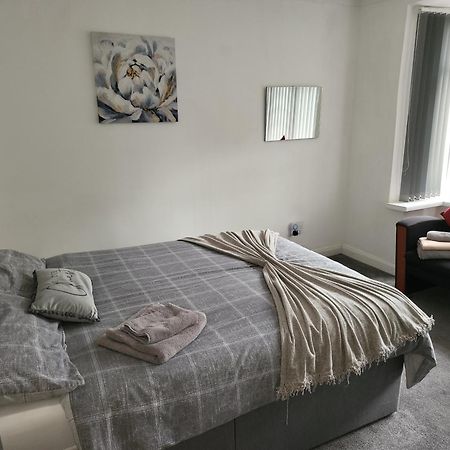 Birmingham Blissful Apartment With 2 Bedrooms Εξωτερικό φωτογραφία